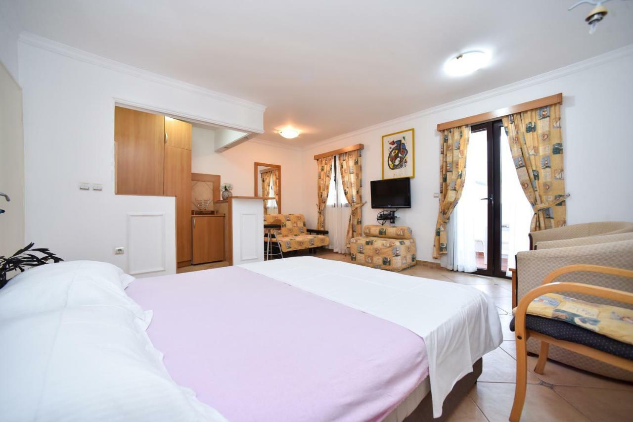 Bologna Apartments Budva Exterior photo