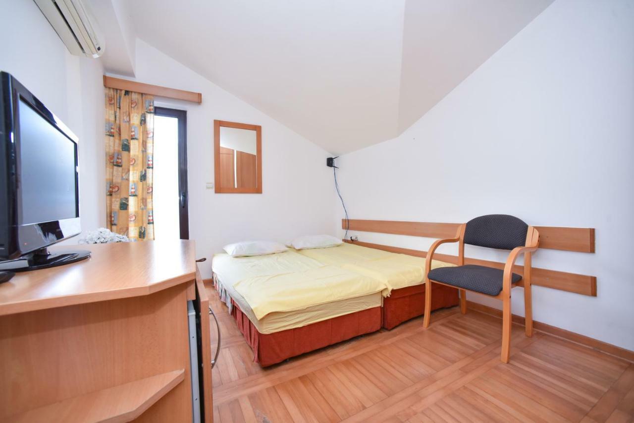 Bologna Apartments Budva Exterior photo