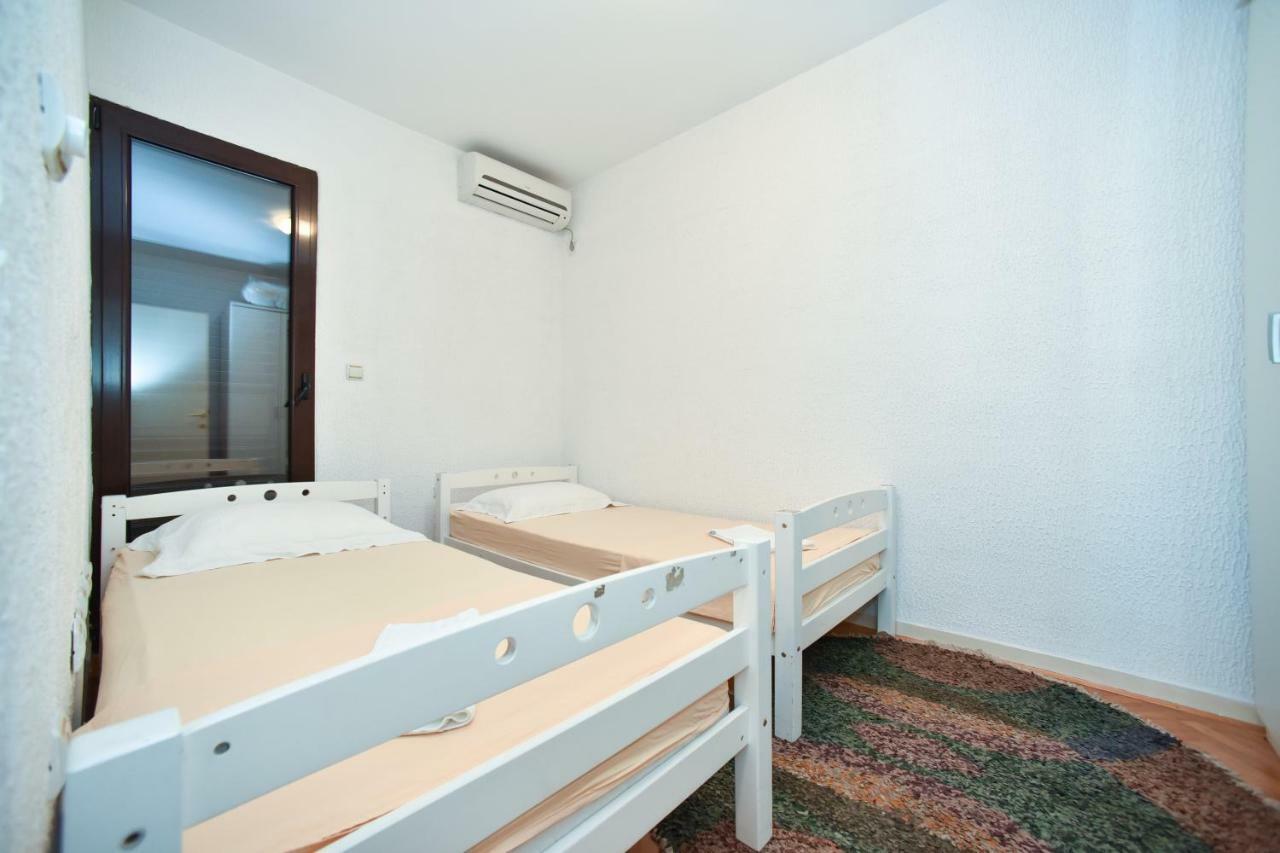 Bologna Apartments Budva Exterior photo