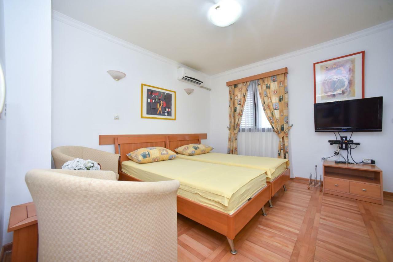 Bologna Apartments Budva Exterior photo